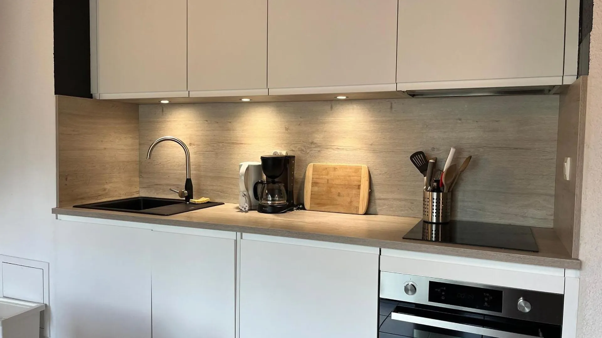 Appartement T2 Au Centre De Samoens Avec Parking, Animaux Acceptes - Fr-1-624-43