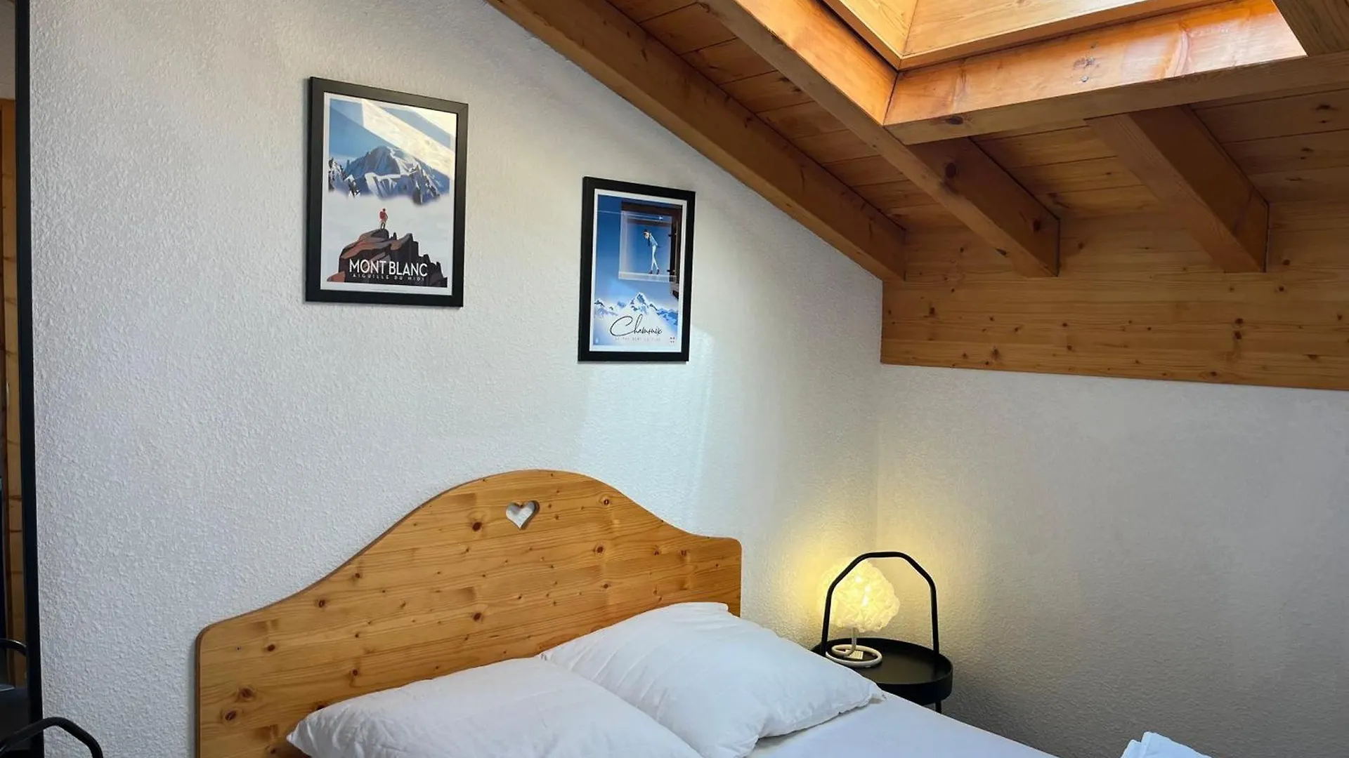 Appartement T2 Au Centre De Samoens Avec Parking, Animaux Acceptes - Fr-1-624-43